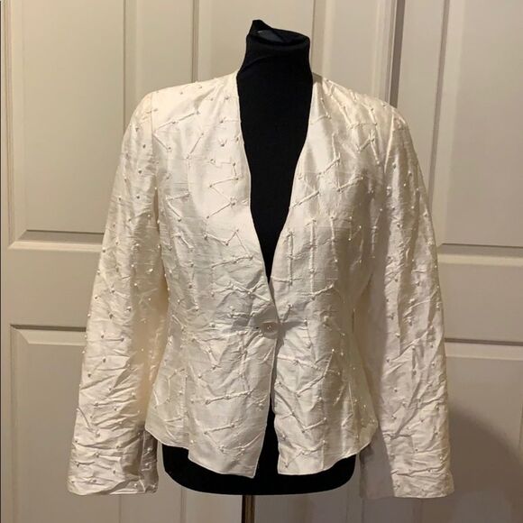 Armani silk blazer. Size 12 - Picture 1 of 13
